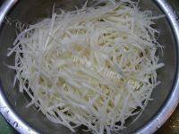家常菜炝炒土豆丝做法图解2)