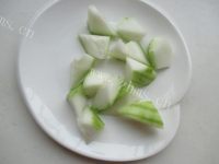 养胃的冬瓜薏米莲子汤的做法图解四