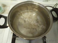 自制银耳番茄秋葵汤做法图解7)