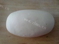 美味的柳叶冰花锅贴做法图解1)