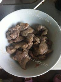 家常菜西芹炒肉片做法图解6)