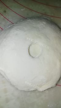 回味无穷的香菇素菜包做法图解10)