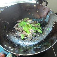 家常菜辣炒鸭血做法图解13)