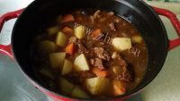 唇齿留香的牛肉炖土豆做法图解9)