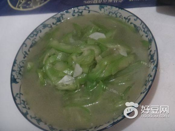 香喷喷的蒜香丝瓜