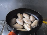 美味的香辣鸡翅做法图解5)