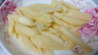 家常菜孜然土豆条做法图解1)
