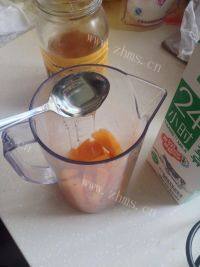 营养美食之木瓜牛奶做法图解3)
