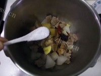 喷香的启东风味烧羊肉做法图解9)