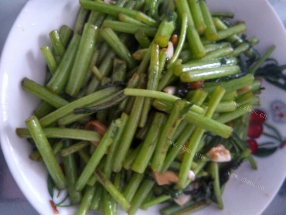 五味俱全的蒜蓉茼蒿