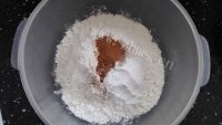 自制胡萝卜蛋糕做法图解8)