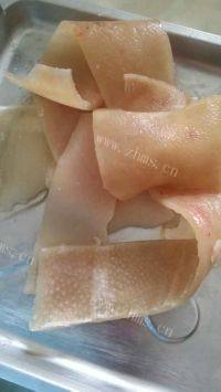 简易的皮冻做法图解4)