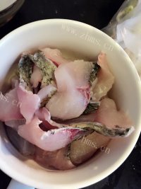 特下饭的麻辣水煮鱼做法图解1)