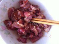 下酒菜辣椒炒肉做法图解3)