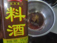 让人怀念的梅菜扣肉做法图解17)