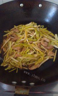 家常菜肉丝蒜黄
