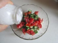 秋葵蘑菇火腿沙拉做法图解5)