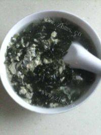 美味的紫菜蛋花汤做法图解11)