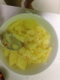 自制胡萝卜土豆泥做法图解3)