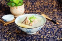 营养的排骨冬瓜汤做法图解12)