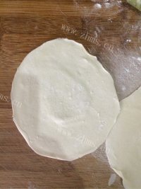 DIY韭菜盒子做法图解8)