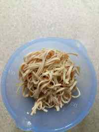 珍馐美味的炒豆皮做法图解1)