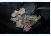 家常菜洋葱肉片做法图解3)