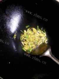 色味俱佳的菠菜炒鸡蛋做法图解7)