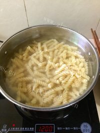 美味的肉酱意粉做法图解6)