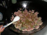 自制酸菜猪肉水饺做法图解14)