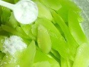 莴笋肉片做法图解1)