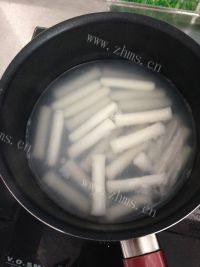 美味的韩式炒年糕做法图解5)
