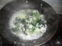 鲜甜菠菜蛋花汤