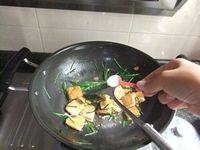 简单版韭菜炒豆腐
