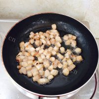 可口的香菇土豆卤肉饭做法图解9)