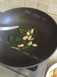 家常菜煎豆腐做法图解6)