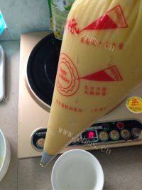 美味的奶油泡芙做法图解8)