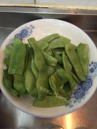 好吃的豆角炖土豆做法图解2)