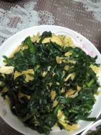 唇齿留香的韭菜炒鸡蛋做法图解7)