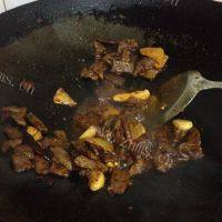 常吃不腻的牛肉烧土豆的做法图解八