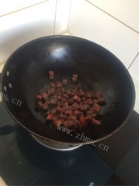 美味的花生牛肉酱做法图解4)