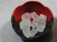 口感极佳的银耳雪梨红枣羹做法图解4)
