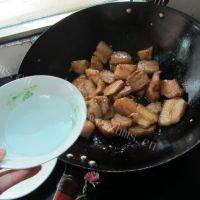 家常菜糖炒肉做法图解5)