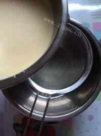 自制蔓越莓面包布丁做法图解6)