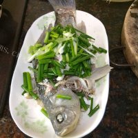 自己做清蒸鲫鱼做法图解6)