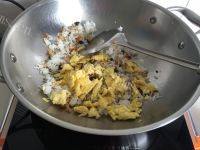 美味豉香海米蛋炒饭做法图解6)