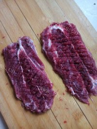 美味的牛排意面做法图解1)