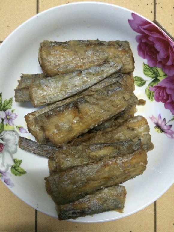 唇齿留香的干炸带鱼