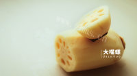 美容养颜的滋补红糖糯米藕做法图解2)