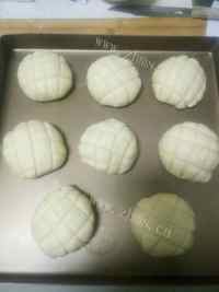 DIY菠萝包做法图解7)